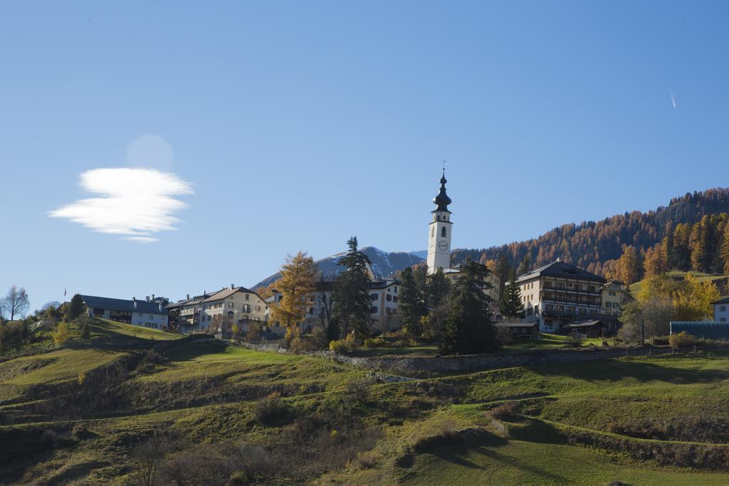 Hotel Bellavista Ftan Exteriör bild